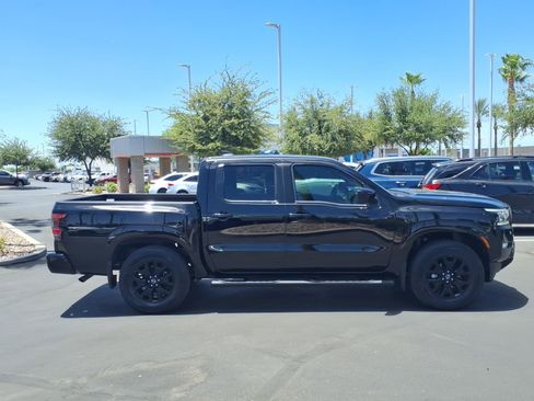 Used 2023 Nissan Frontier SV w/ Midnight Edition Package RWD image 3