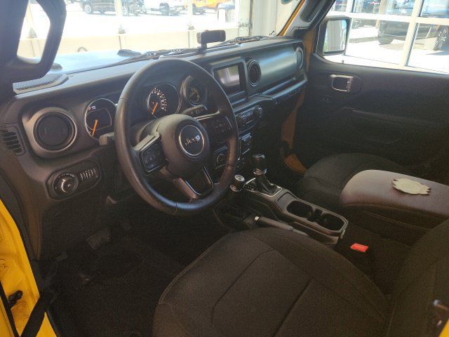 Used 2018 Jeep Wrangler Unlimited Sport S AWD/4WD image 22
