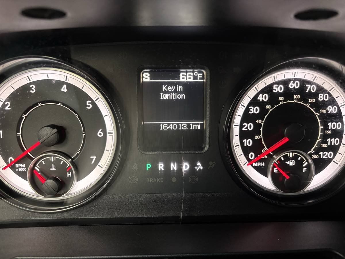 Used 2018 RAM 1500 Classic SLT AWD/4WD image 17