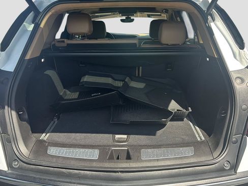 Used 2022 Cadillac XT5 Premium Luxury w/ Platinum Package FWD image 19
