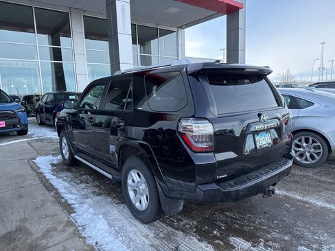 Used 2016 Toyota 4Runner SR5 Premium image 10