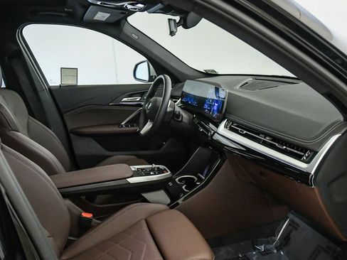 Used 2023 BMW X1 xDrive28i w/ Convenience Package AWD/4WD image 16