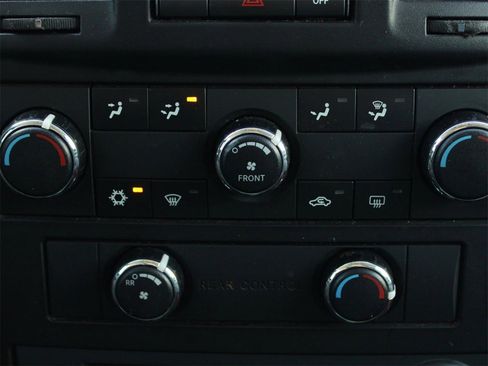 Used 2010 Dodge Grand Caravan SXT w/ Entertainment Group 2 image 16