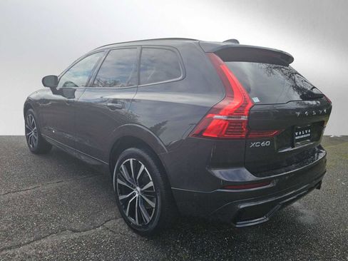 Certified 2025 Volvo XC60 B5 Plus AWD/4WD image 6
