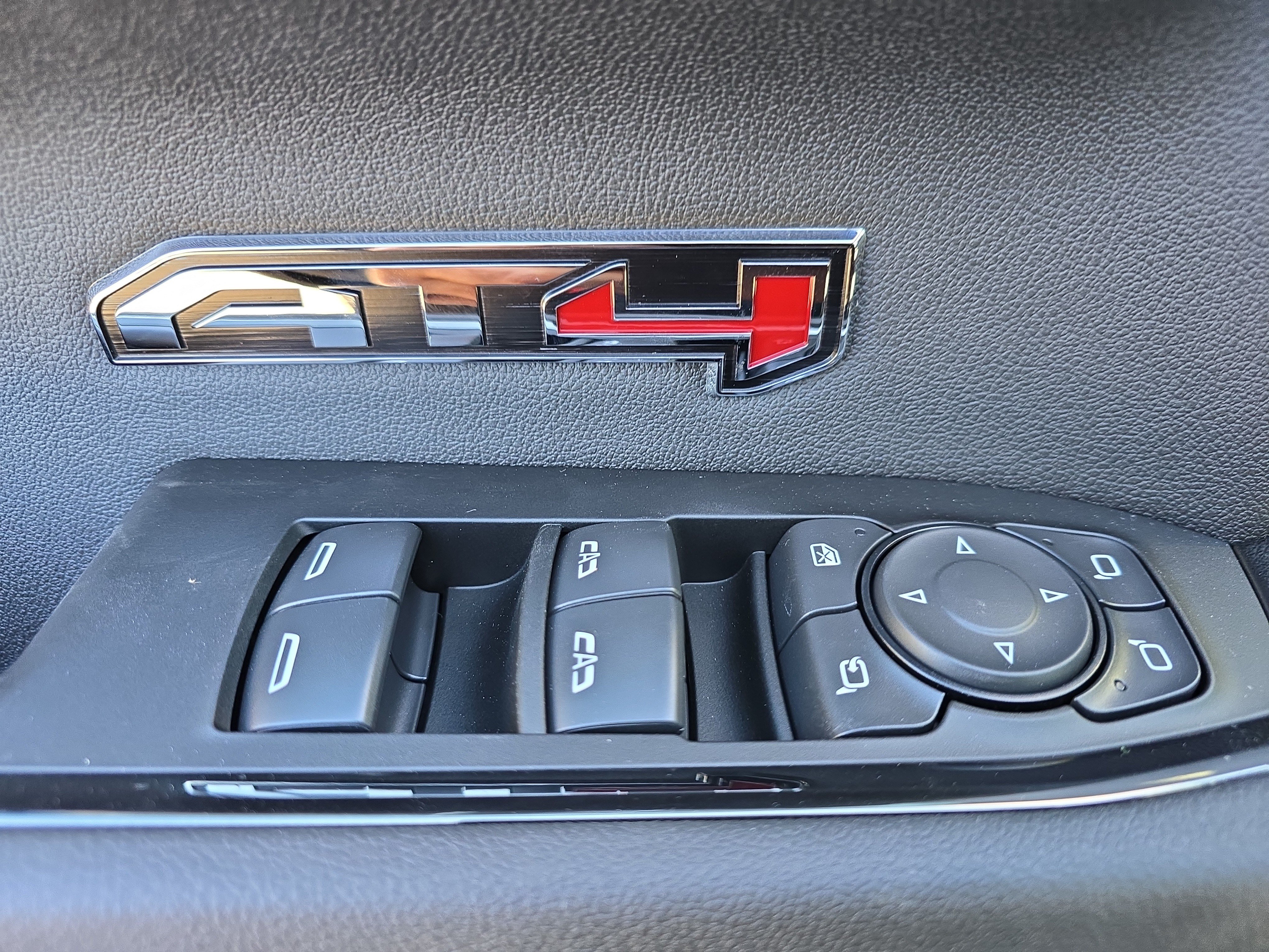 New 2026 GMC Sierra 1500 AT4 w/ LPO, Black Badging Package AWD/4WD image 15