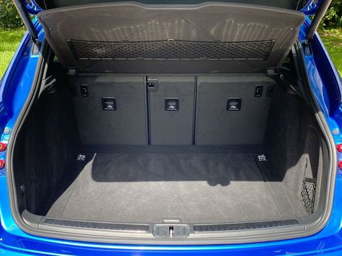 Used 2018 Porsche Macan Sport Edition image 10