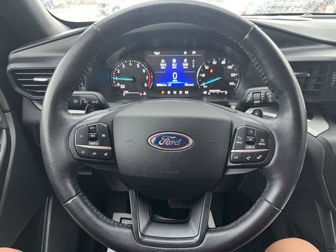 Used 2020 Ford Explorer XLT RWD image 15