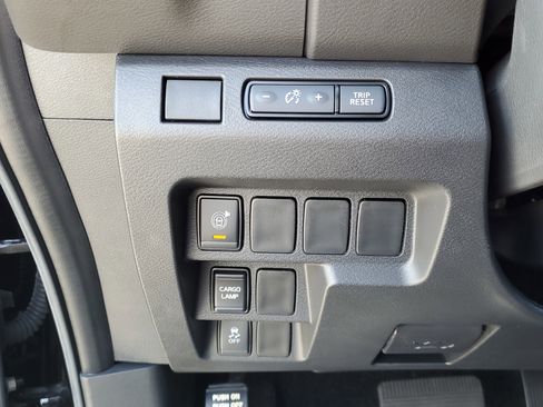 Certified 2025 Nissan Frontier S image 30