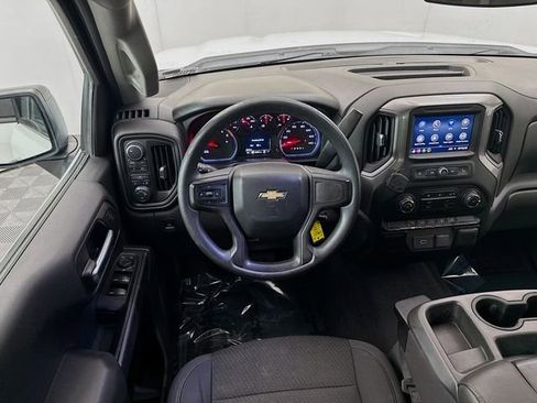 Used 2020 Chevrolet Silverado 1500 Custom w/ Custom Value Package image 22