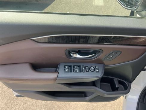 Used 2023 Honda Pilot Elite image 18