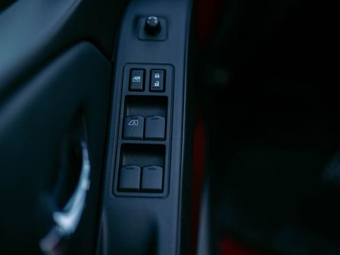 Used 2023 Nissan Frontier PRO-4X image 17