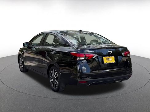 Used 2025 Nissan Versa SV FWD image 9