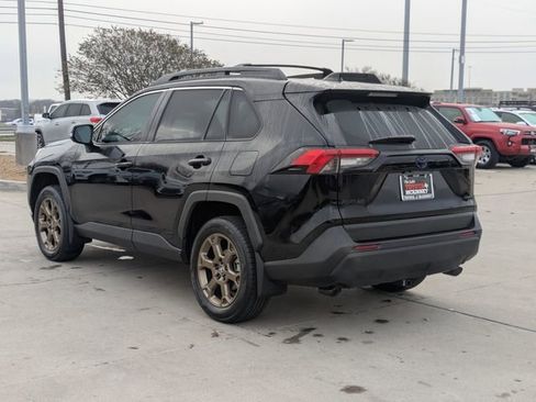 Used 2024 Toyota RAV4 AWD Hybrid image 8