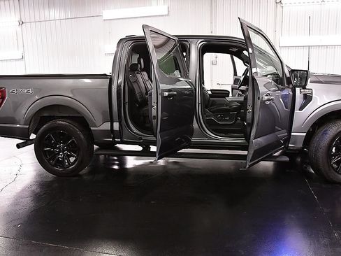 Used 2025 Ford F150 Platinum AWD/4WD image 34