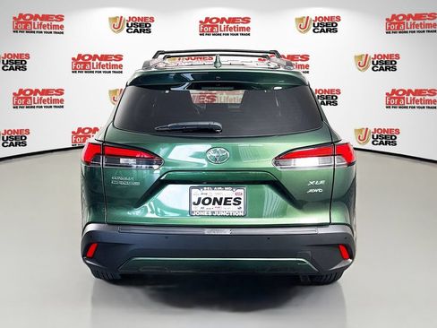 Certified 2024 Toyota Corolla Cross XLE w/ Convenience Package AWD/4WD image 17