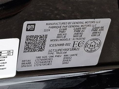 Used 2025 GMC Sierra 2500 AT4 w/ AT4 Premium Plus Package image 32