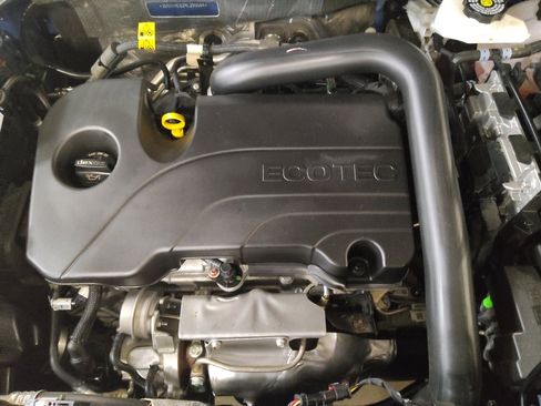 Used 2024 Chevrolet Equinox LS FWD image 30