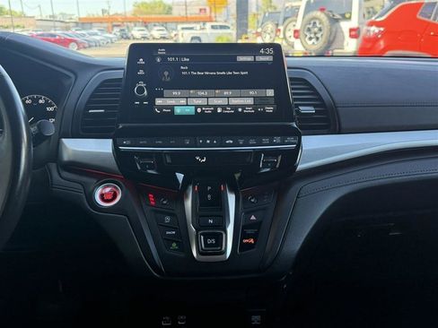 Used 2025 Honda Odyssey Sport-L image 31