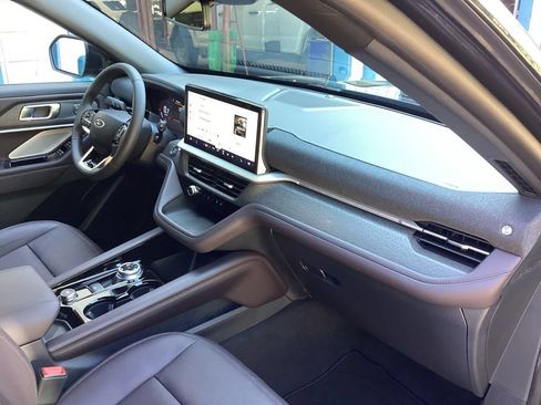New 2026 Ford Explorer Platinum RWD image 43
