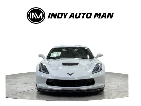 Used 2019 Chevrolet Corvette Stingray Coupe RWD image 9