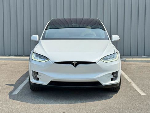 Used 2020 Tesla Model X Long Range AWD/4WD image 2