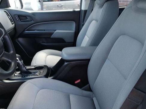 Used 2022 Chevrolet Colorado W/T w/ Custom Special Edition image 7