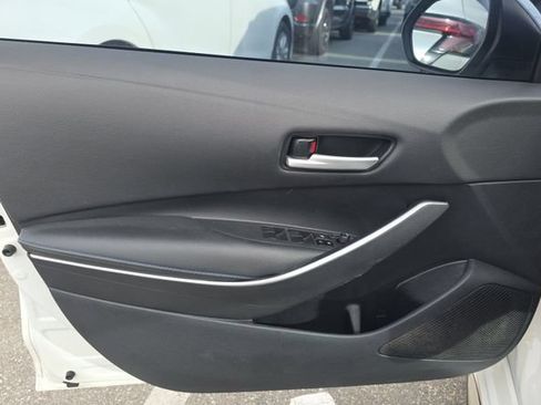 Used 2021 Toyota Corolla SE FWD image 10
