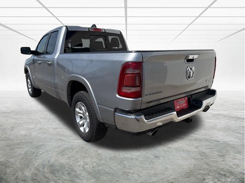 Used 2020 RAM 1500 Laramie AWD/4WD image 3
