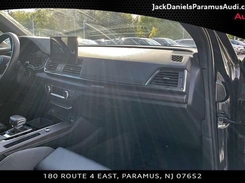 Used 2023 Audi Q5 2.0T Premium Plus w/ Premium Plus Package AWD/4WD image 14