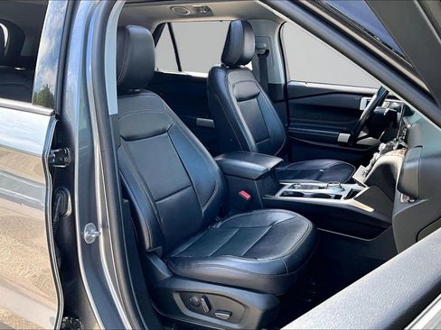 Used 2022 Ford Explorer Limited AWD/4WD image 29