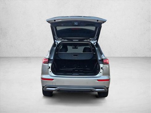 Used 2026 Mitsubishi Outlander SE FWD image 8