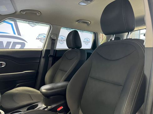 Used 2015 Kia Soul image 15