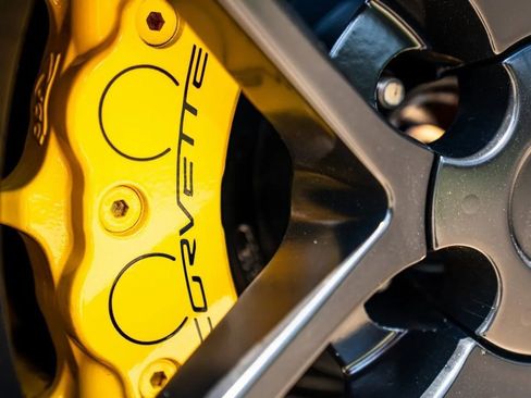 Used 2006 Chevrolet Corvette Z06 w/ Preferred Equipment Group image 44