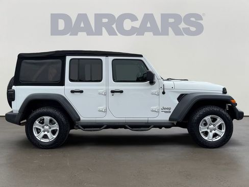 Used 2018 Jeep Wrangler Unlimited Sport S image 8