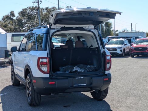 New 2025 Ford Bronco Sport Outer Banks AWD/4WD image 14