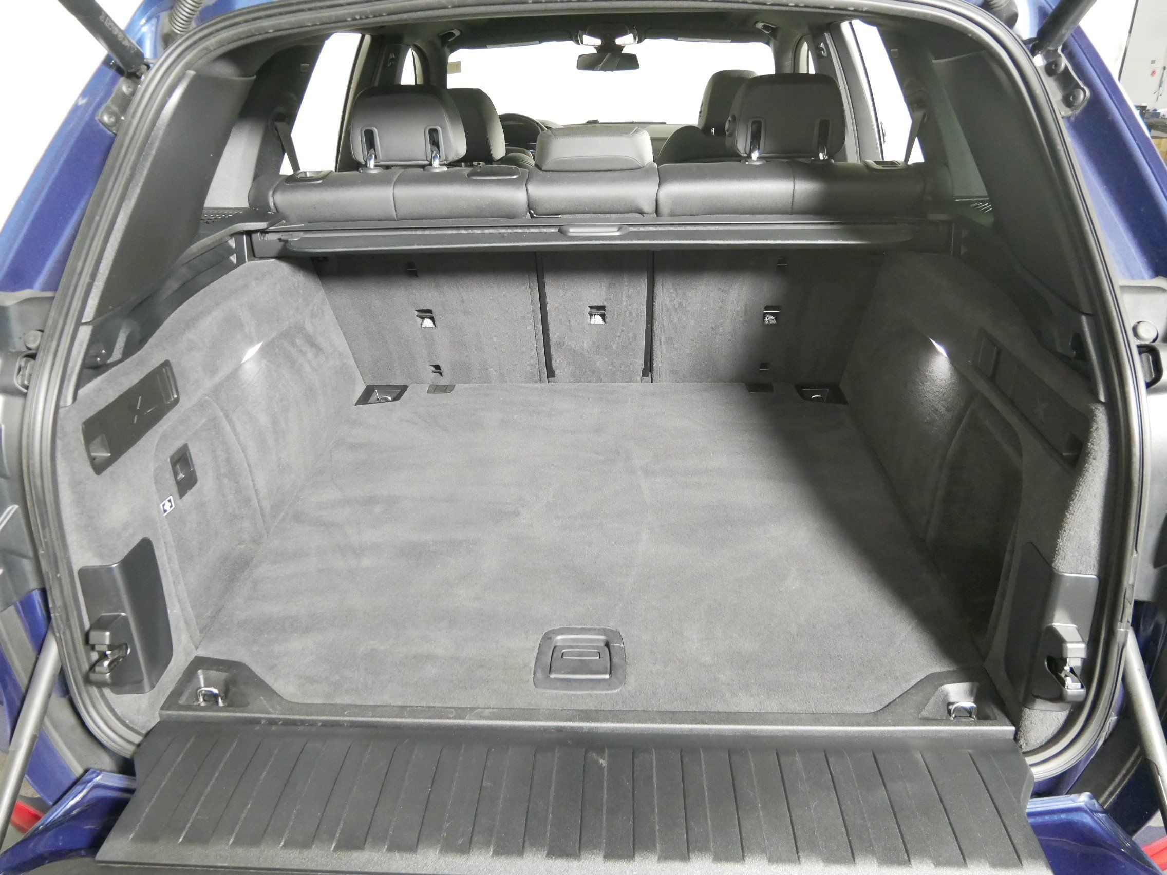 Used 2022 BMW X5 xDrive40i w/ Premium Package AWD/4WD image 18