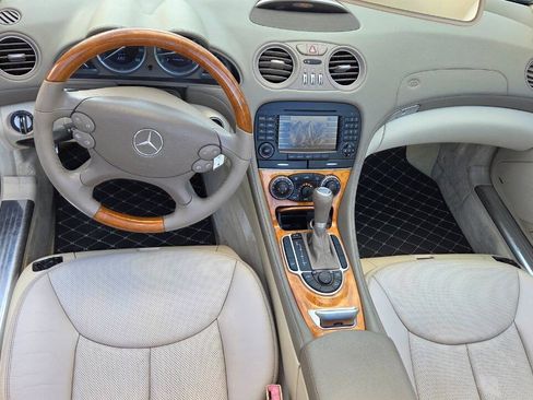 Used 2008 Mercedes-Benz SL 550 image 36