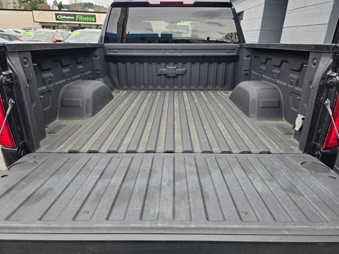 Used 2022 Chevrolet Silverado 1500 RST AWD/4WD image 15