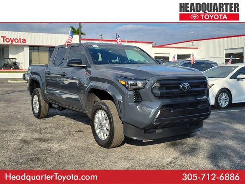 Used 2024 Toyota Tacoma SR image 1