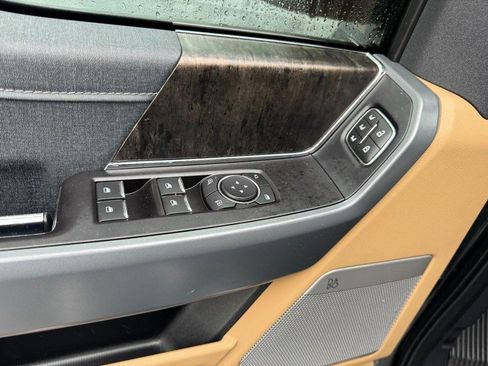 Used 2021 Ford F150 Lariat w/ Equipment Group 501A Mid image 15