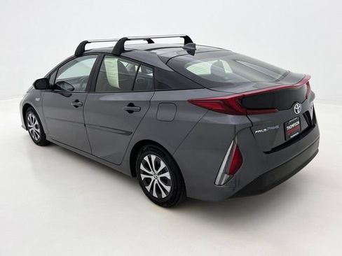 Used 2022 Toyota Prius Prime XLE FWD image 9