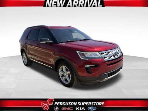 Used 2019 Ford Explorer XLT w/ Equipment Group 202A FWD image 1