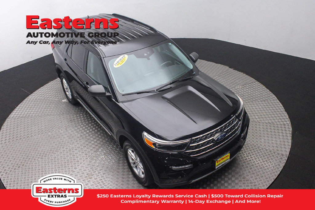 Used 2023 Ford Explorer XLT w/ Equipment Group 202A AWD/4WD image 4