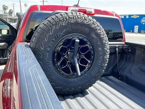 Used 2025 Chevrolet Colorado ZR2 w/ ZR2 Bison Edition image 42