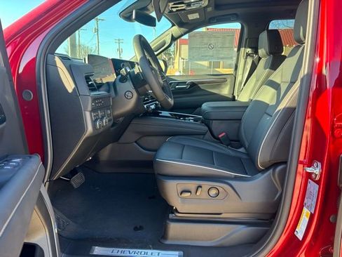 New 2026 Chevrolet Tahoe Premier w/ Sun And Tow Package AWD/4WD image 2