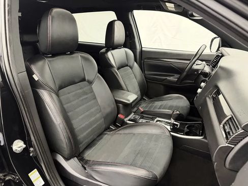 Used 2020 Mitsubishi Outlander SEL FWD image 16