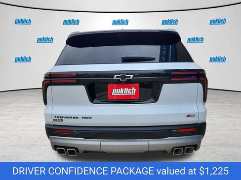 New 2026 Chevrolet Traverse Z71 w/ Enhanced Driving Package AWD/4WD image 4