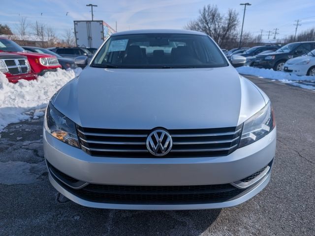 Used 2013 Volkswagen Passat 2.5 SE FWD image 2