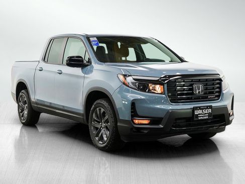 Used 2023 Honda Ridgeline Sport image 7