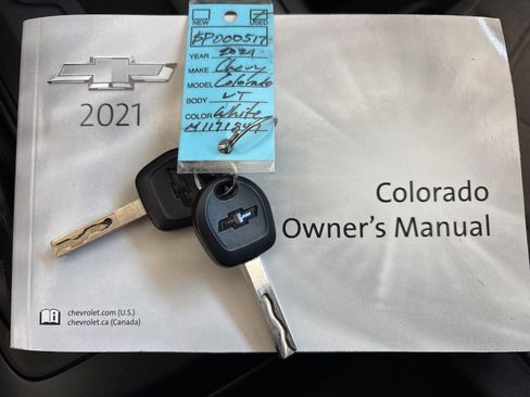 Used 2021 Chevrolet Colorado W/T w/ Custom Special Edition image 31